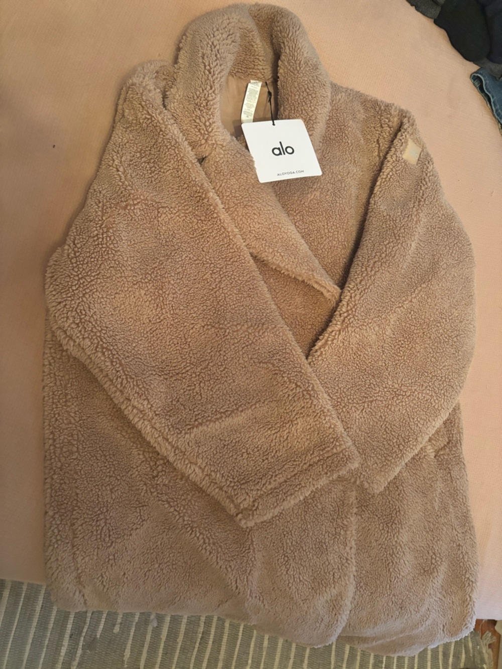ALO Yoga Sherpa Trench Teddy Coat